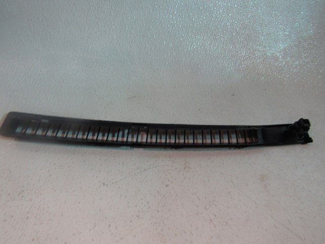 2006 Infiniti M35 RH Passenger Defrost Dash Vent