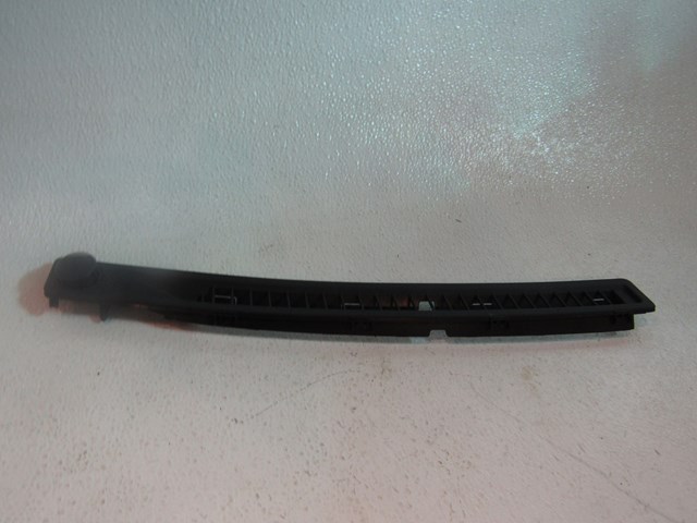 2006 Infiniti M35 RH Passenger Defrost Dash Vent