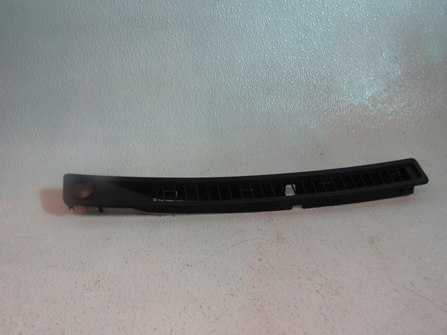 2006 Infiniti M35 RH Passenger Defrost Dash Vent