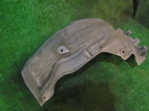 2006 Infiniti M35 Front RH Fender Liner Rear Portion 63842EG000