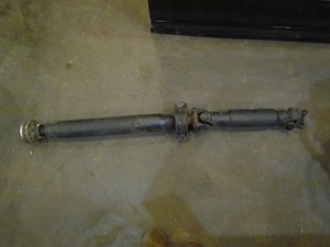 2006 Infiniti M35 Rear Driveshaft