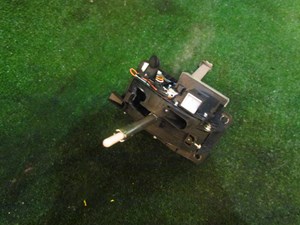 2006 Infiniti M35 Automatic Shifter