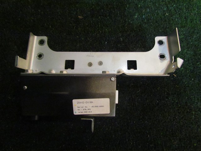 2006 Infiniti M35 Lane Departure Warning Camera 28442-EH10A