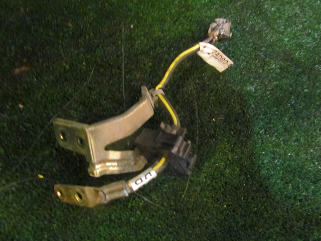 2006 Infiniti M35 Negative Battery Terminal 24080 EH100