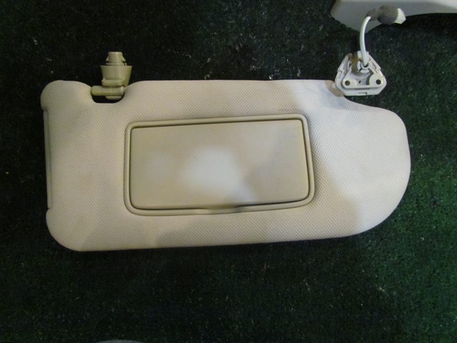 2006 Infiniti M35 RH Passenger Sun Visor-Small Discoloration