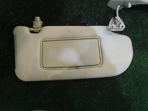 2006 Infiniti M35 RH Passenger Sun Visor-Small Discoloration