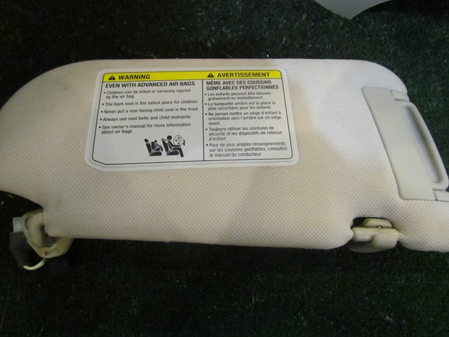 2006 Infiniti M35 LH Driver Sun Visor-NICE!!!