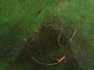 2006 Infiniti M35xx Front RH Passenger ABS Sensor 47910 EG000