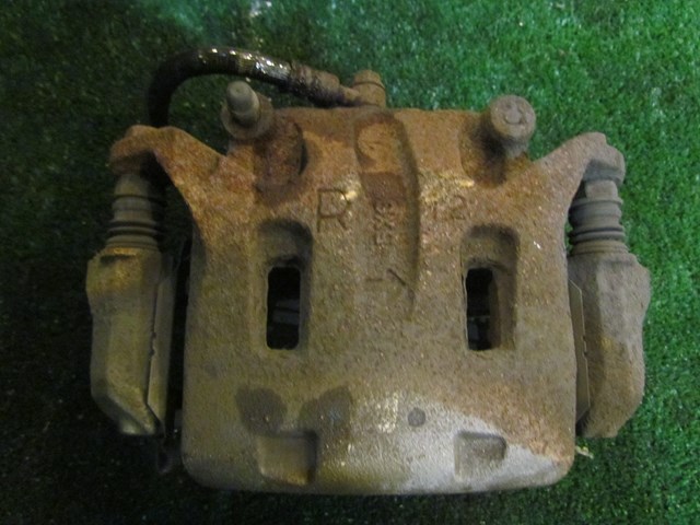 2006 Infiniti M35x Front RH Passenger Caliper