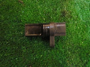 2006 Infiniti M35 RH Passenger Cam Postion Sensor
