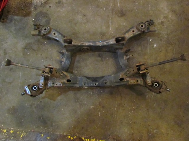 2006 Infiniti M35X Rear Subframe With Lower Control Arms 