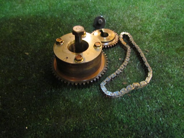 2006 Infiniti M35 RH Passenger Cam Gears & Chain