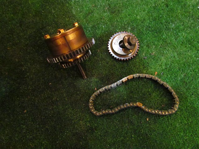 2006 Infiniti M35x LH Driver Cam Gears & Chain