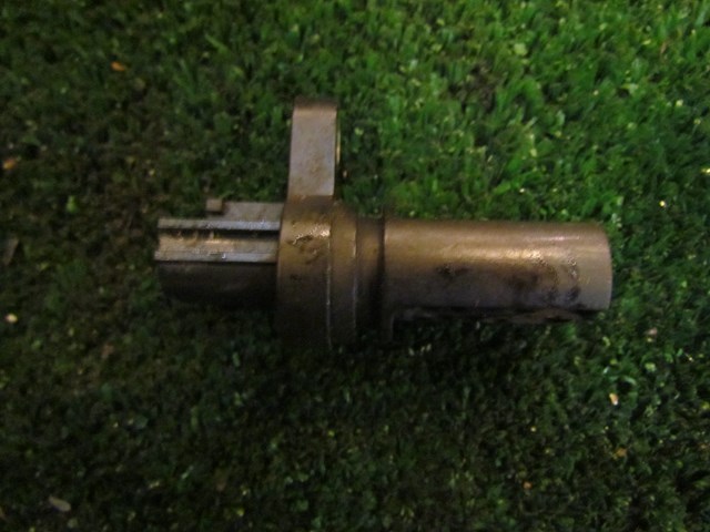 2006 Infiniti M35x LH Driver Cam Position Sensor