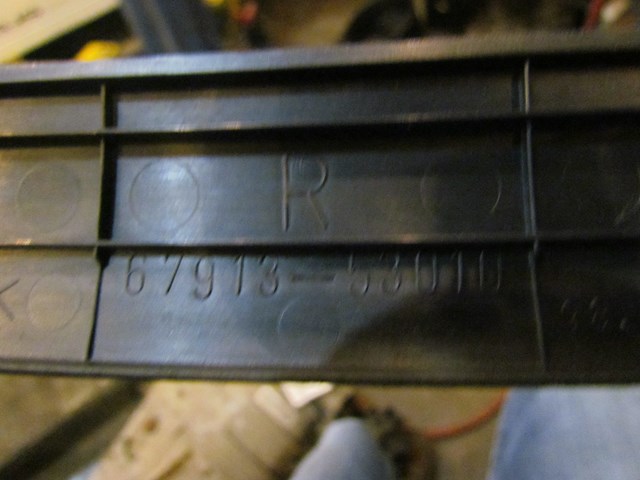 2002 Lexus IS300 Front RH Passenger Door Sill Kick 67913 53010