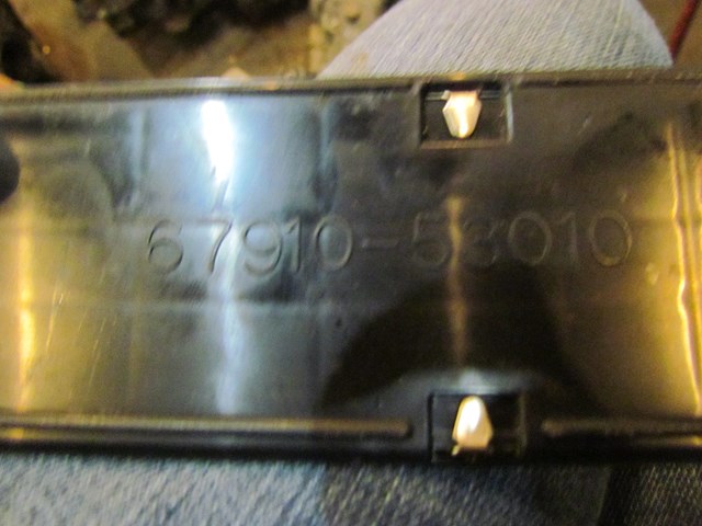 2002 Lexus IS300 Front RH Door Sill Kick 67910 53010