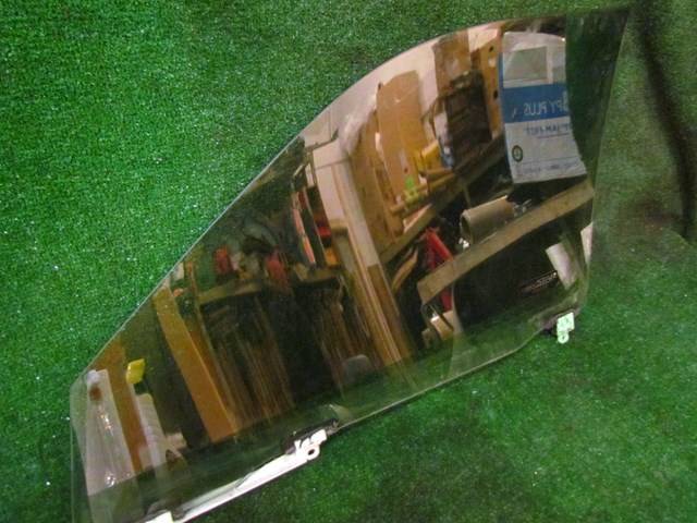 2002 Lexus IS300 Front RH Passenger Door Glass