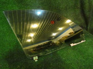 2002 Lexus IS300 Front RH Passenger Door Glass