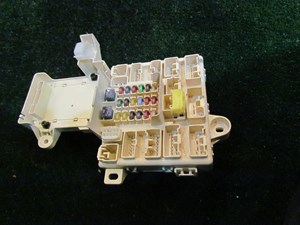 2002 Lexus IS300 Fuse Box