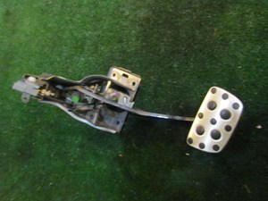2002 Lexus IS300 Brake Pedal