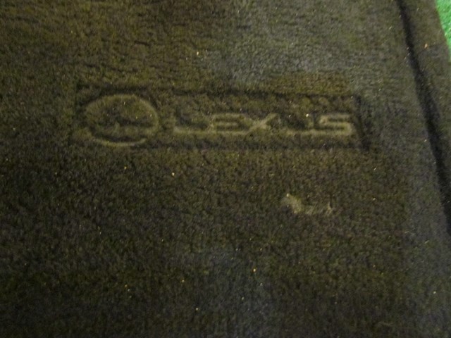 2002 Lexus IS300 Floor Mat Set 