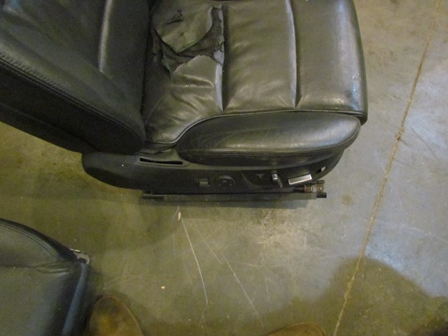 2004 Audi A8L Front RH Passenger Seat-Damaged