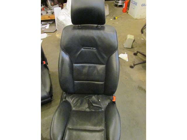2004 Audi A8L Front RH Passenger Seat-Damaged