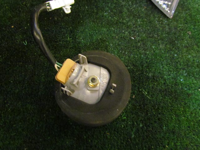 2002 Lexus IS3000 LH Driver Trunk Mounted Tail Light