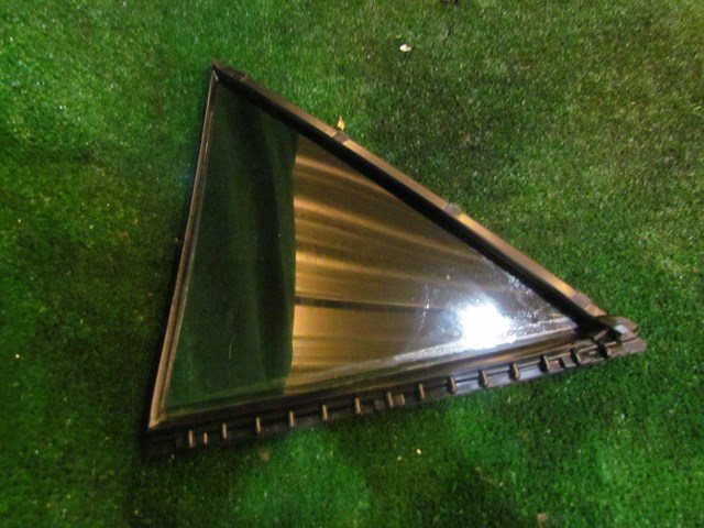 2002 Lexus IS300 RH Passenger Quarter Glass