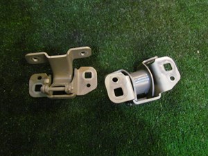 2013 BMW 128i Convertible Midcover Hinges 