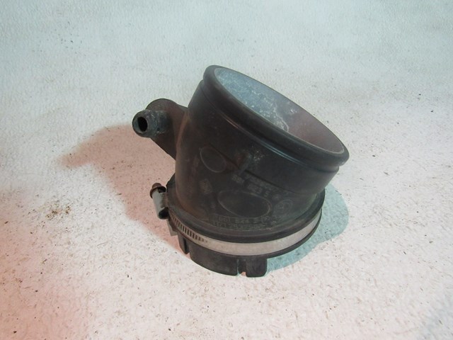2013 BMW 128i Convertible Air Intake Duct 1371 7536002-4