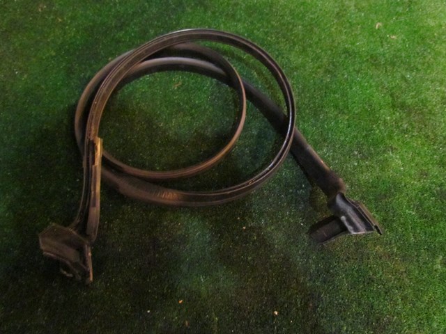 2013 BMW 128I Mid Cover Body Seal