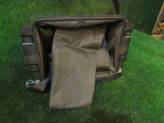 2013 BMW 128i Convertible Trunk Ski Bag