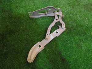 2013 BMW 128i Convertible LH Driver Trunk Hinge