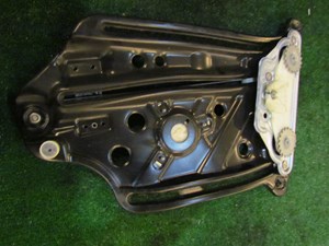 2013 BMW 128i LH Quarter Window Motor & Regulator