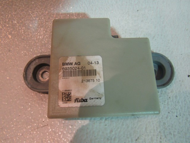 2013 BMW 128i Convertible Antenna Module 6935024-01