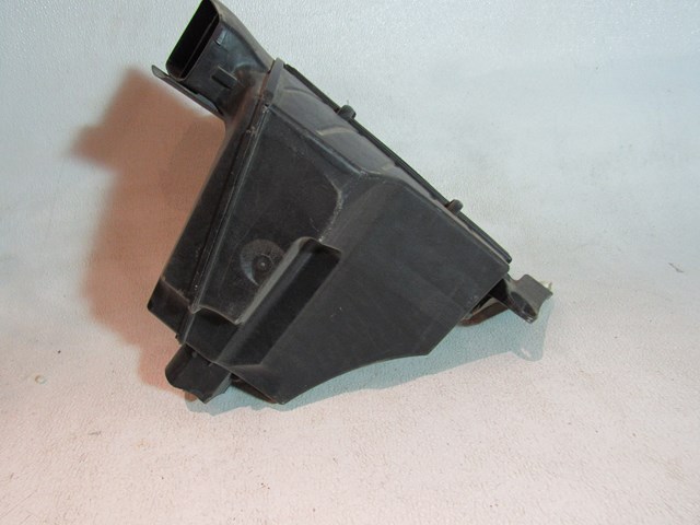 2013 BMW 128i Convertible Air Cleaner Box