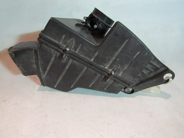 2013 BMW 128i Convertible Air Cleaner Box