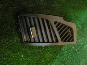 2013 BMW 128i LH Driver Dash Vent 7 059 187