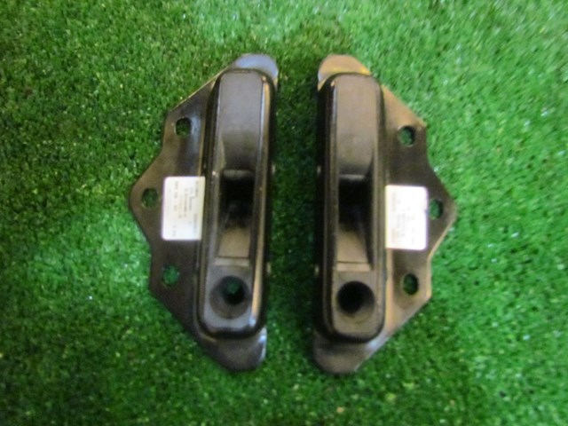 2013 BMW 128i Convertible Top Striker Latch Plates LH & RH