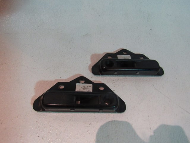 2013 BMW 128i Convertible Top Striker Latch Plates LH & RH