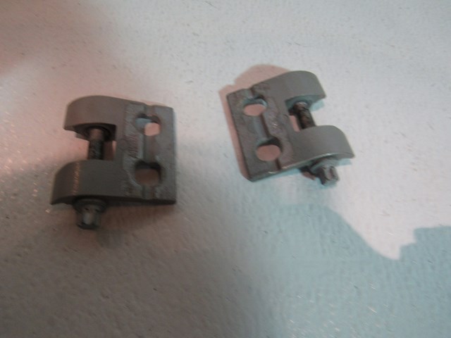 2013 BMW 128i Convertible LH Driver Door Hinges