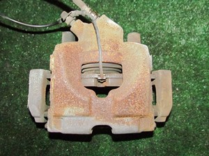 2013 BMW 128i Convertible Front LH Driver Caliper 