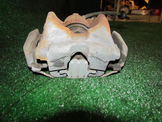 2013 BMW 128i Convertible.Front RH Passenger Caliper 