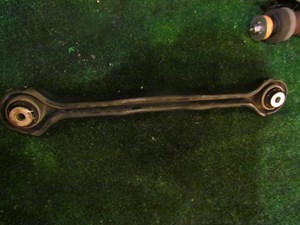 2013 BMW 128i LH Rear Lower Control Arm Rear Facing