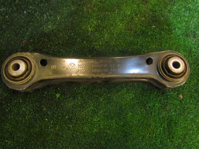 2013 BMW 128i Convertible Rear Upper Control Arm Forward Facing