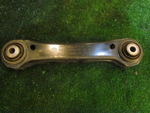 2013 BMW 128i Convertible Rear Upper Control Arm Forward Facing