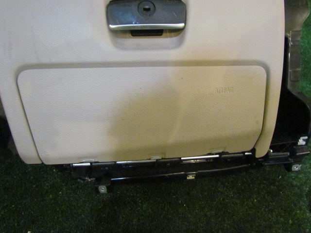 2013 BMW 128i Convertible RH Glove Box