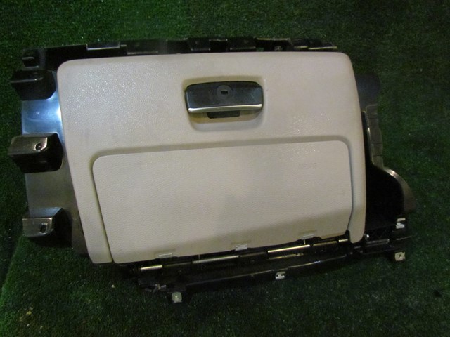 2013 BMW 128i Convertible RH Glove Box