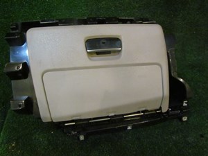 2013 BMW 128i Convertible RH Glove Box